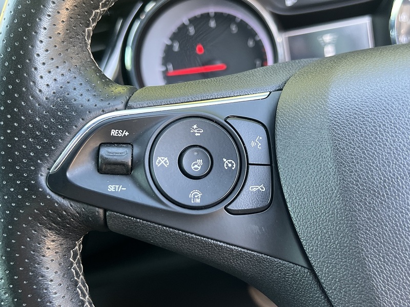 Vauxhall Insignia i Turbo SRi VX Line Nav - U12670