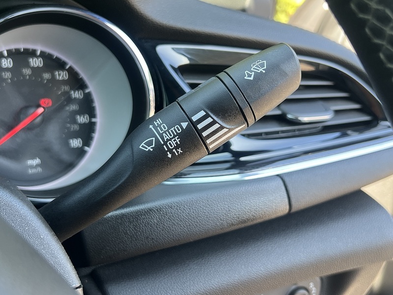 Vauxhall Insignia i Turbo SRi VX Line Nav - U12670