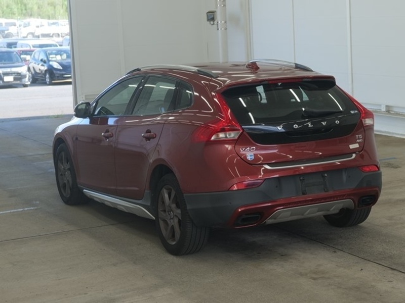 Volvo V40 T5 AWD - U12672