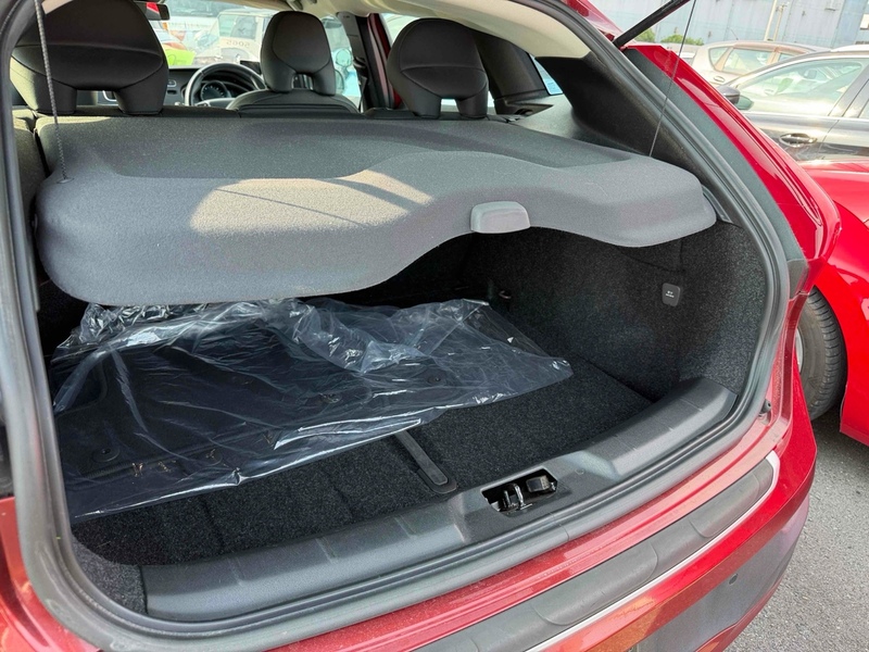 Volvo V40 T5 AWD - U12672