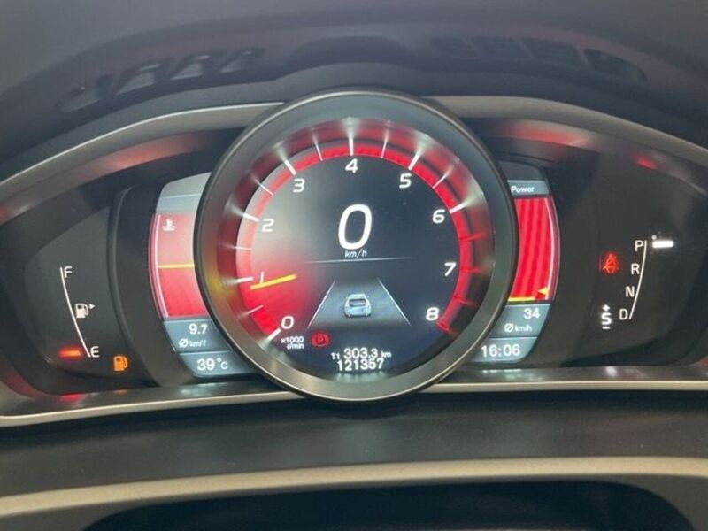 Volvo V40 T5 AWD - U12672