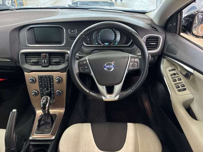 Volvo V40 T5 Cross Country Awd - U12673