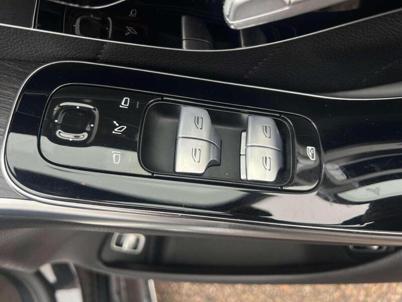 Mercedes-Benz S Class S580eL AMG Line - U12681
