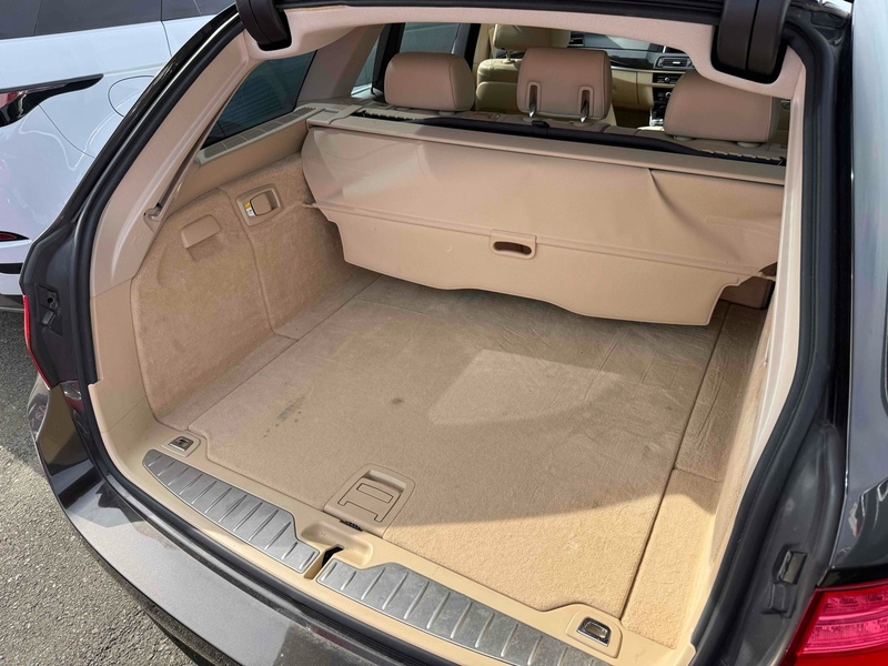BMW 5 Series 523D Luxury Touring - U12687