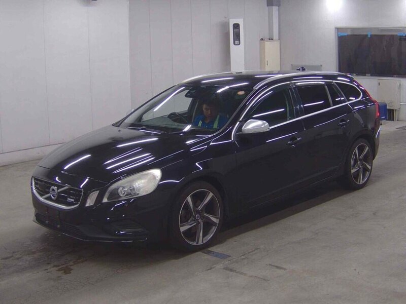 Volvo V60 T4 Se - U12690