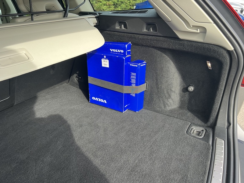 Volvo V60 D3 Momentum Plus - U12696