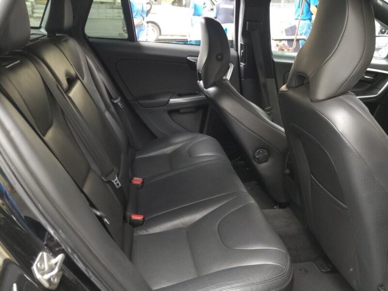 Volvo V60 T4 Se - U12698