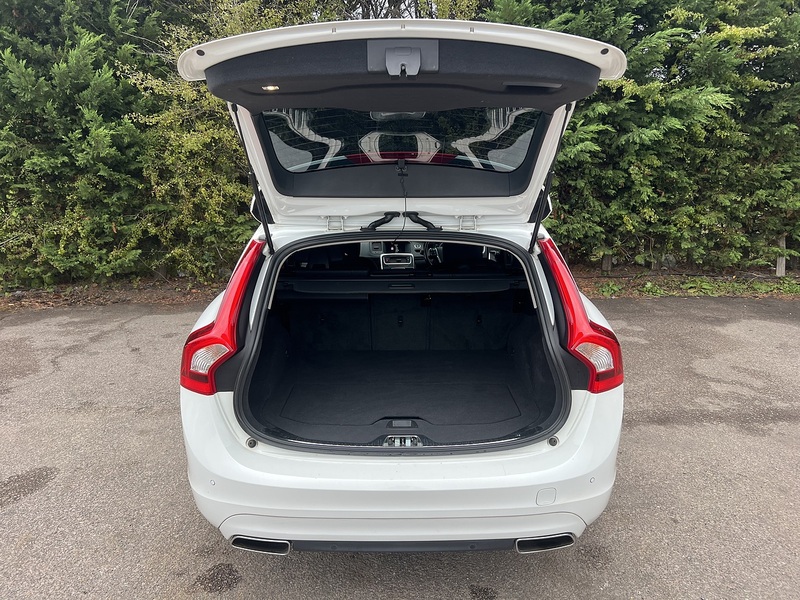 Volvo V60 D4 Se - U12700