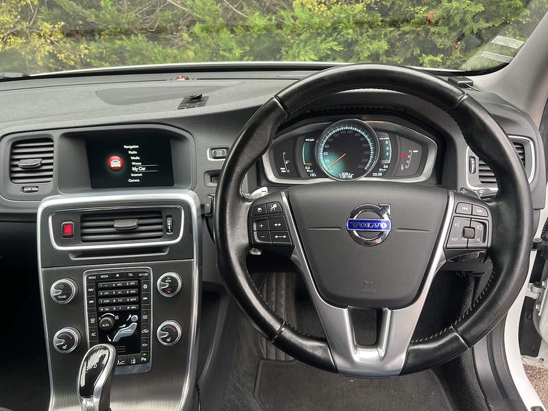 Volvo V60 D4 Se - U12700
