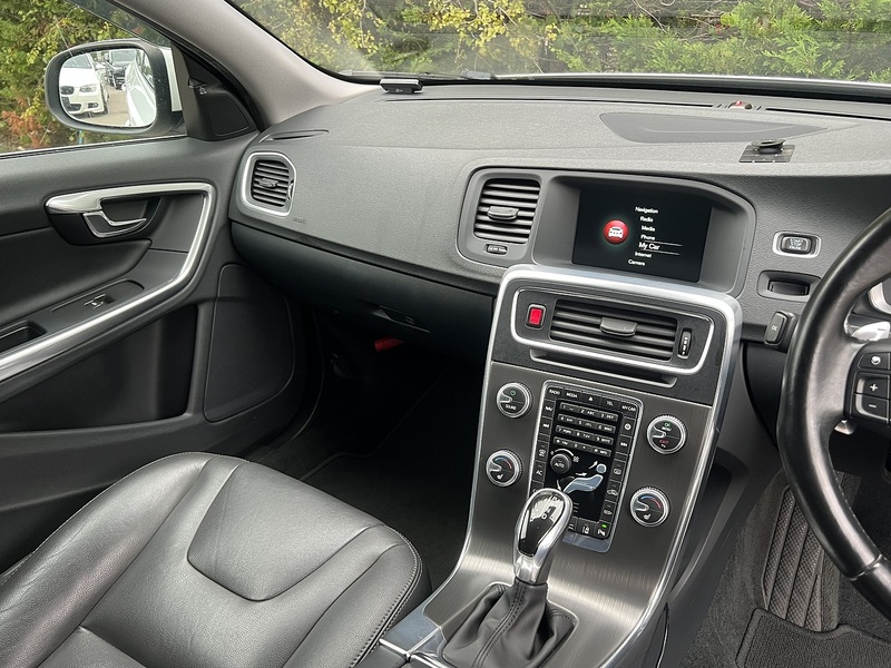 Volvo V60 D4 Se - U12700