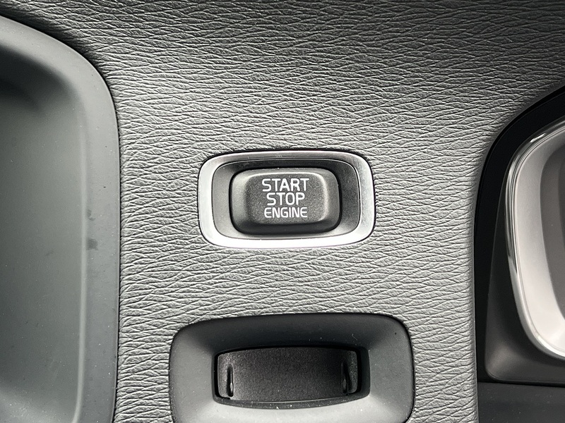 Volvo V60 D4 Se - U12700