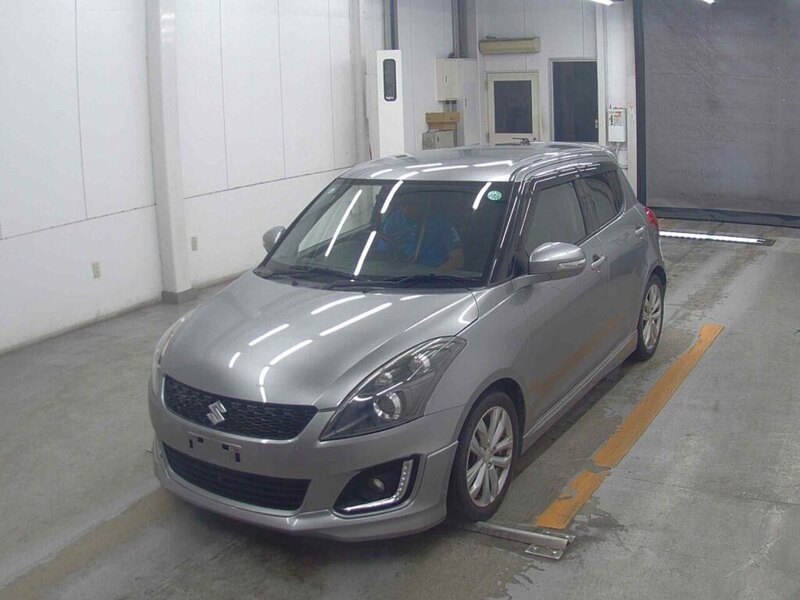 Suzuki Swift RS-DJE - U12703