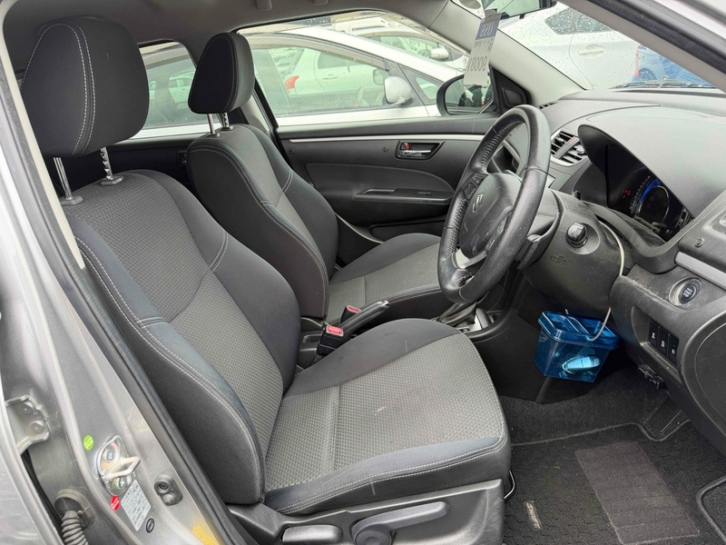 Suzuki Swift RS-DJE - U12703