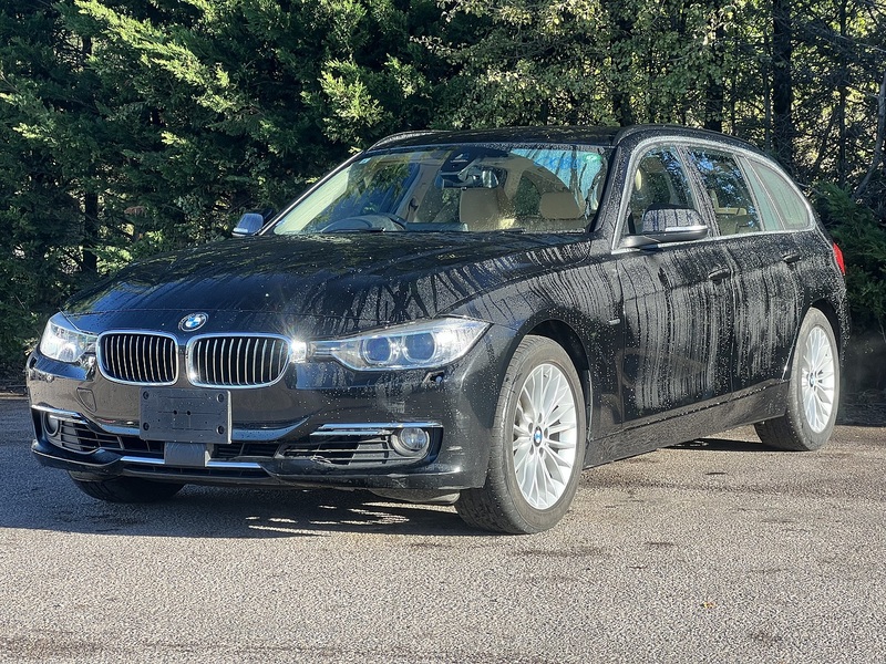 BMW 3 Series 320I Luxury Touring - U12704