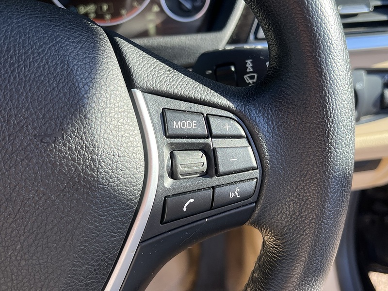 BMW 3 Series 320I Luxury Touring - U12704