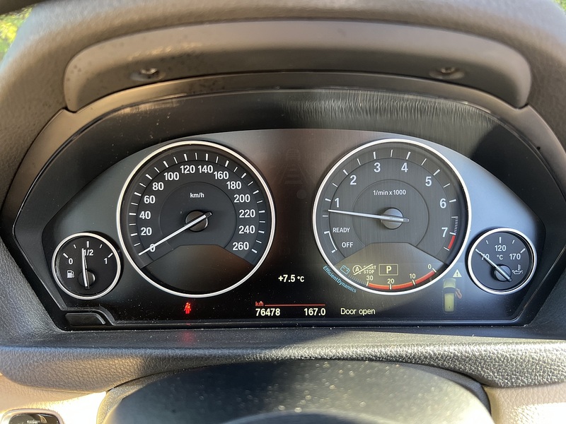 BMW 3 Series 320I Luxury Touring - U12704