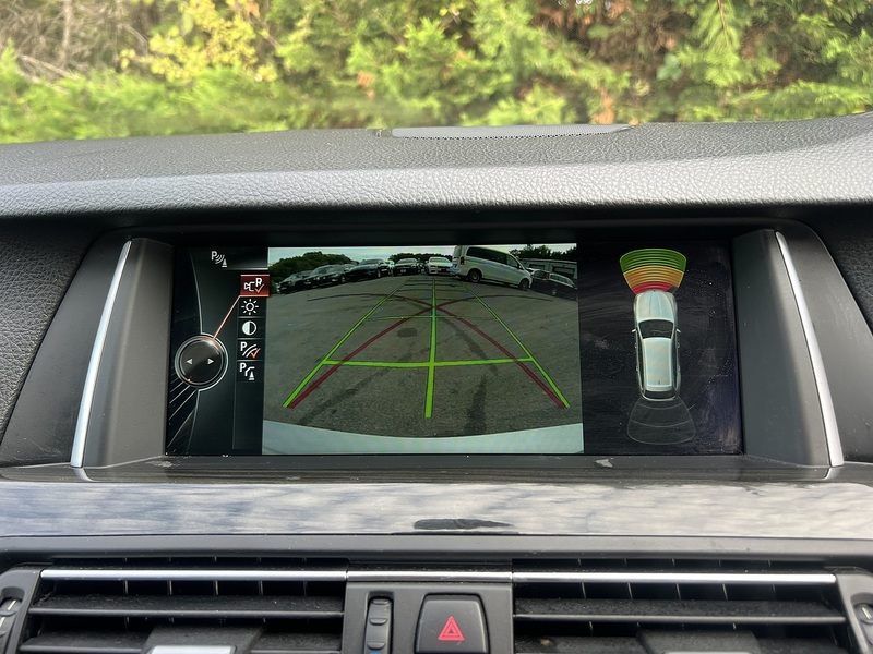 BMW 5 Series 520I Touring Luxury - U12706