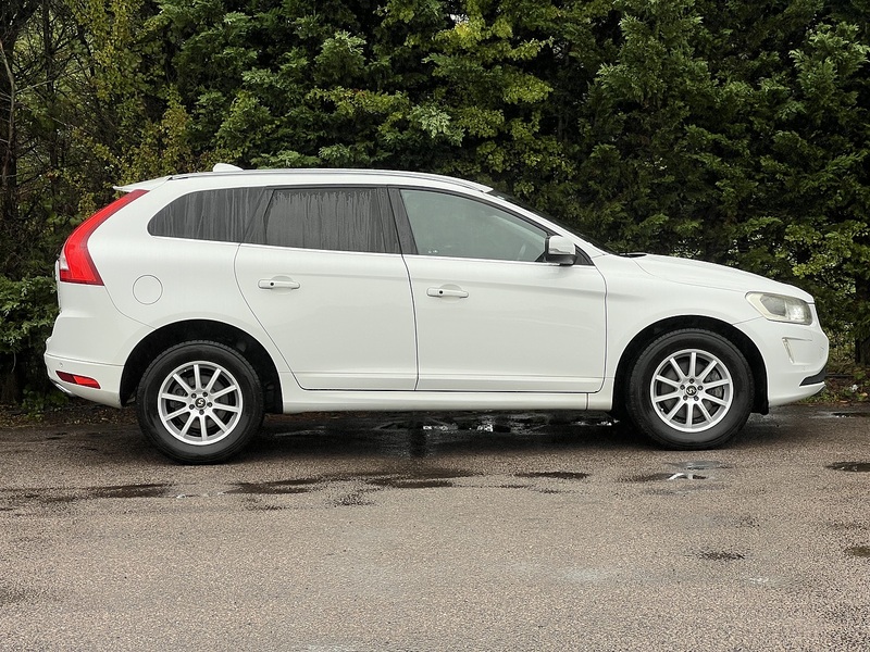 Volvo Xc60 D4 R-Design - U12708