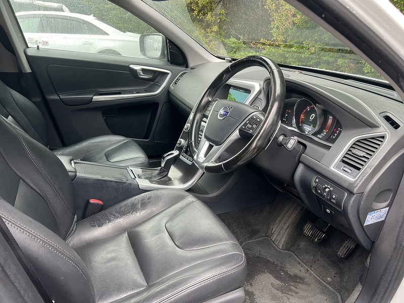 Volvo Xc60 D4 R-Design - U12708