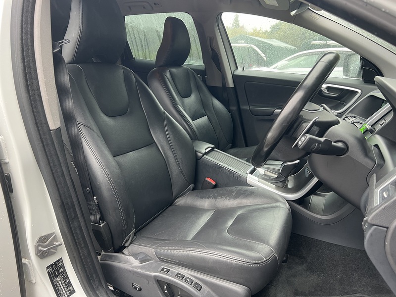 Volvo Xc60 D4 R-Design - U12708