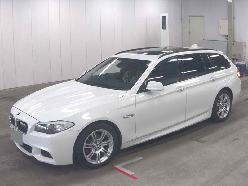 BMW 5 Series 528I M Sport Touring - U12713