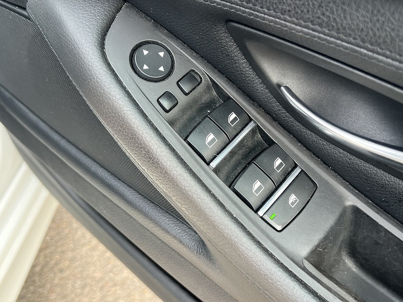 BMW 5 Series 523I M Sport Touring - U12719