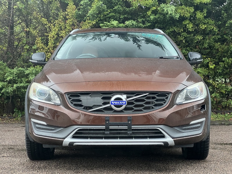 Volvo V60 T5 Cross Country Awd SE - U12721