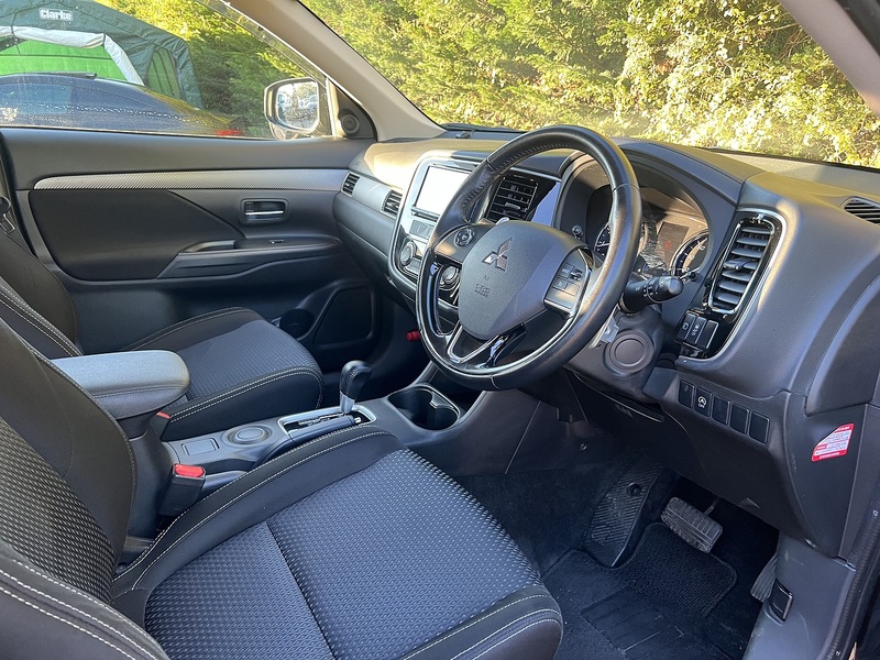 Mitsubishi Outlander 20G - U12728