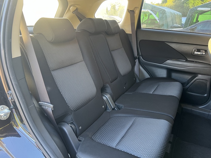Mitsubishi Outlander 20G - U12728