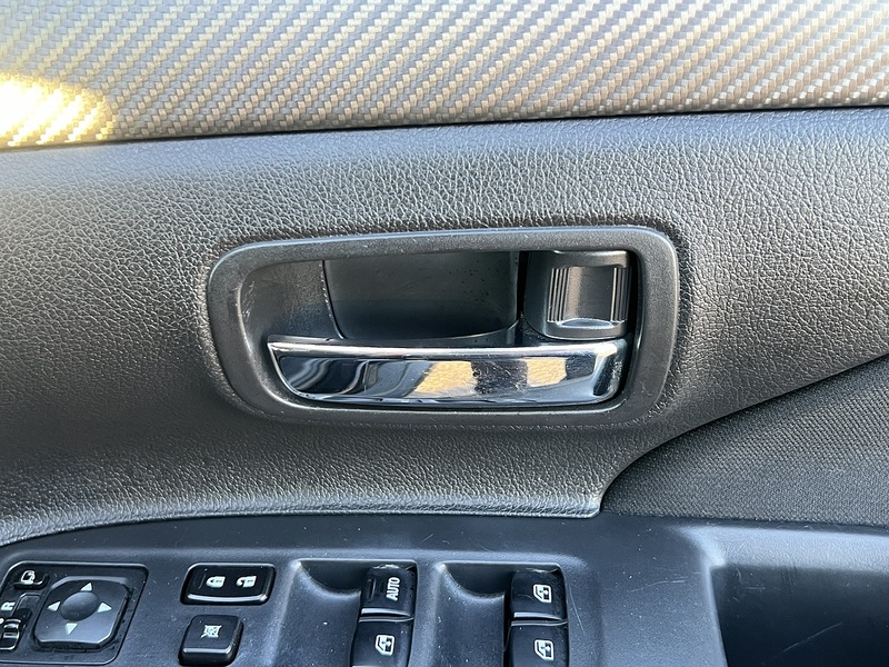Mitsubishi Outlander 20G - U12728