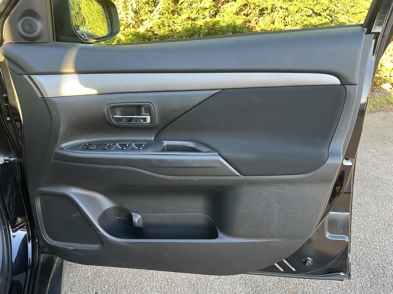 Mitsubishi Outlander 20G - U12728