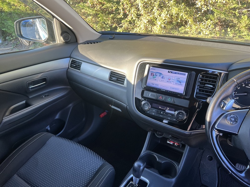 Mitsubishi Outlander 20G - U12728