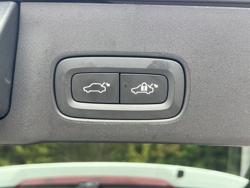 Volvo V90 D4 Inscription - U12729