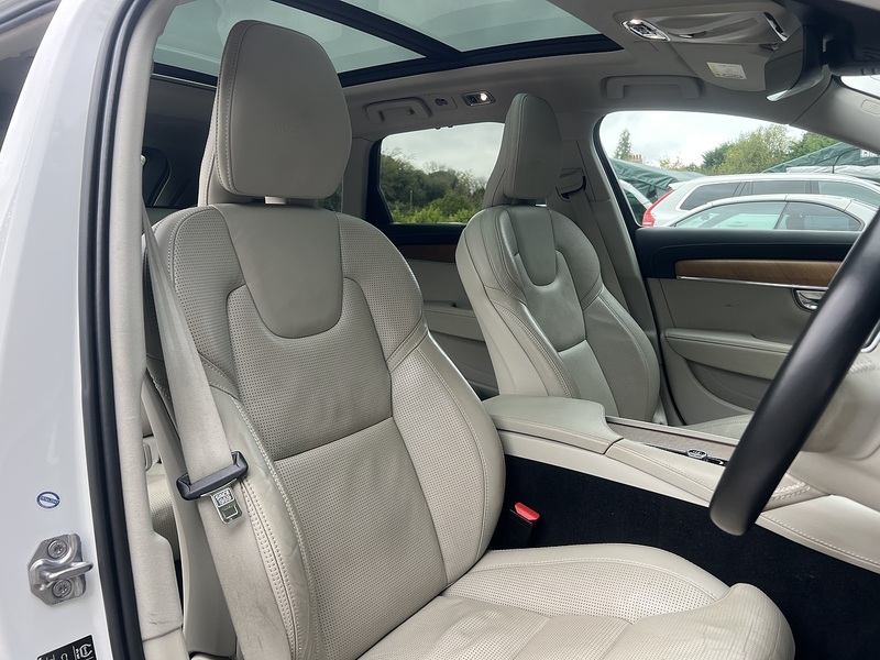 Volvo V90 D4 Inscription - U12729