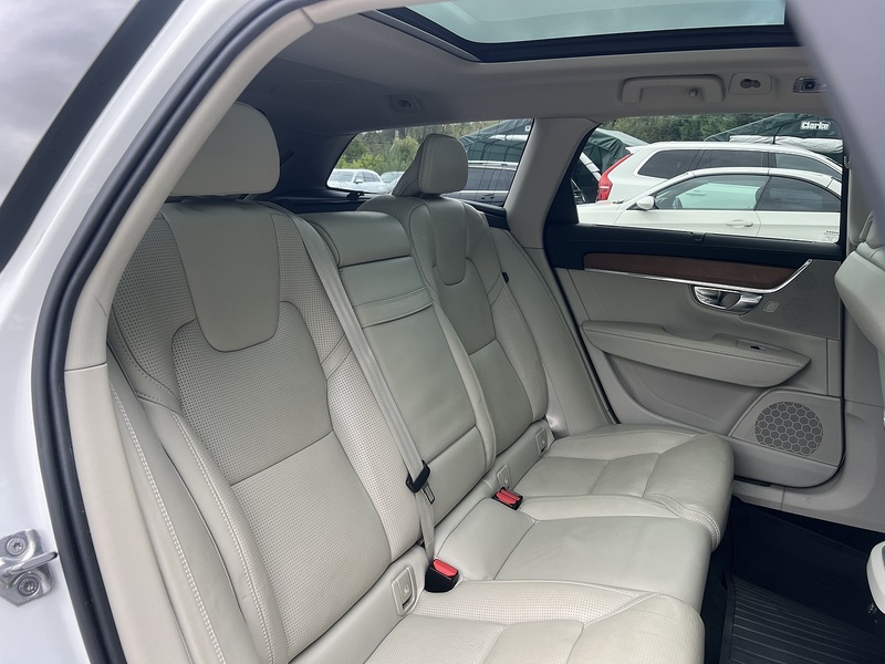 Volvo V90 D4 Inscription - U12729