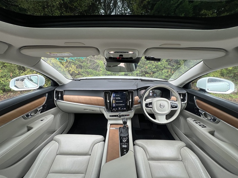 Volvo V90 D4 Inscription - U12729