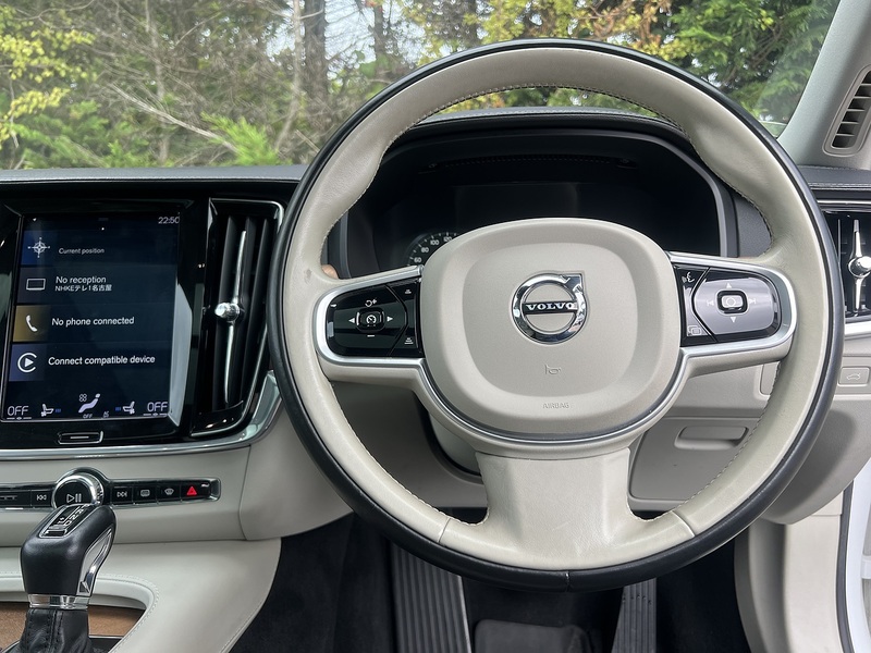 Volvo V90 D4 Inscription - U12729