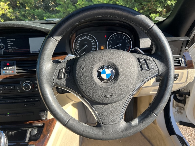 BMW 3 Series 335I Se - U12732