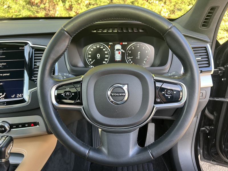 Volvo Xc90 T5 Momentum Awd - U12739