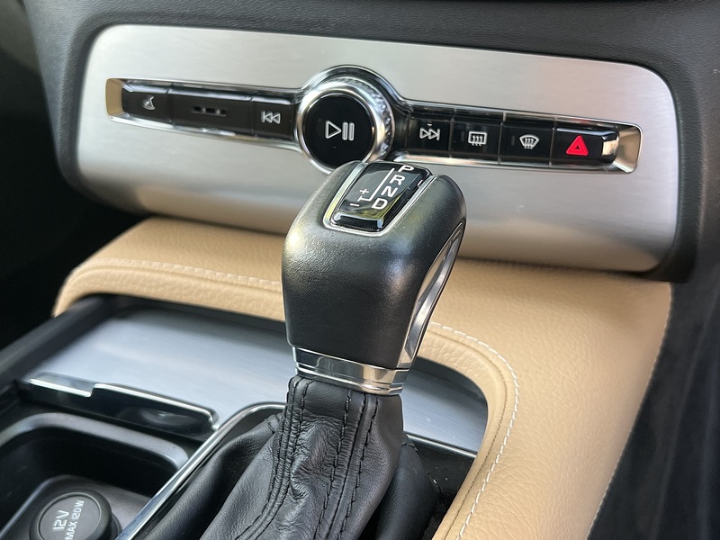 Volvo Xc90 T5 Momentum Awd - U12739