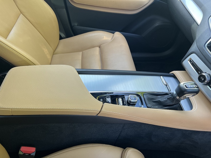 Volvo Xc90 T5 Momentum Awd - U12739