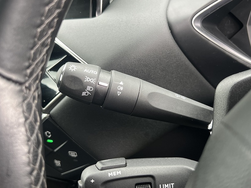 DS AUTOMOBILES DS 3 CROSSBACK E-TENSE Bastille - U12743