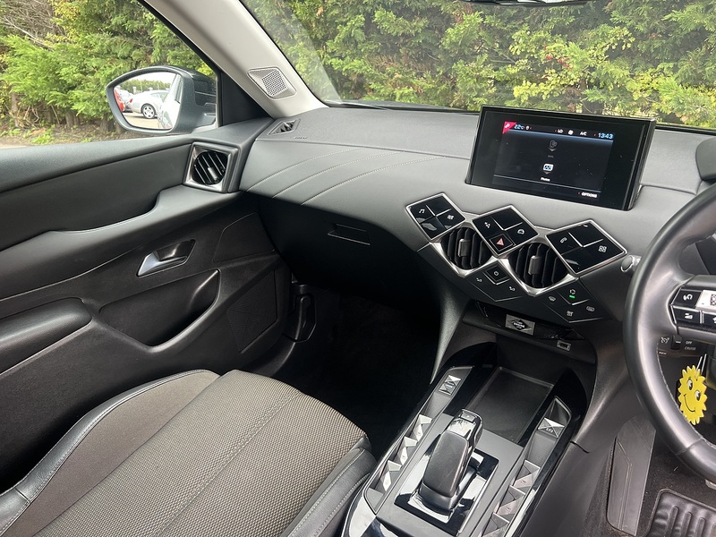 DS AUTOMOBILES DS 3 CROSSBACK E-TENSE Bastille - U12743