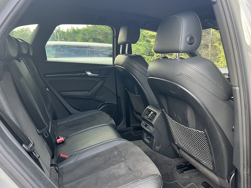 Audi Q5 TDI Black Edition - U12744