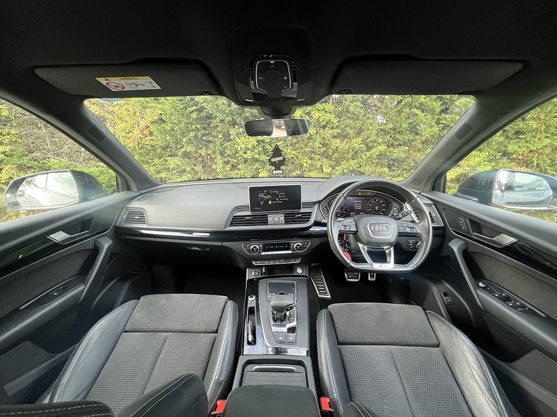 Audi Q5 TDI Black Edition - U12744