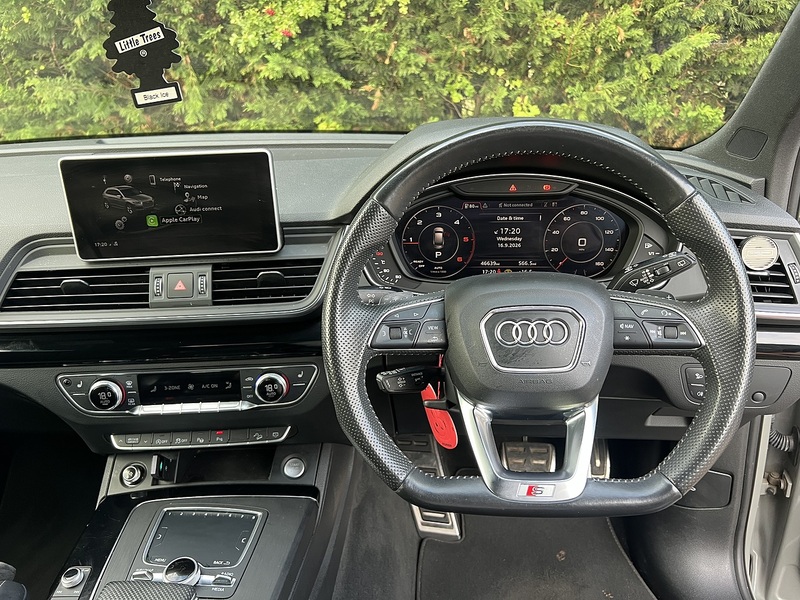 Audi Q5 TDI Black Edition - U12744