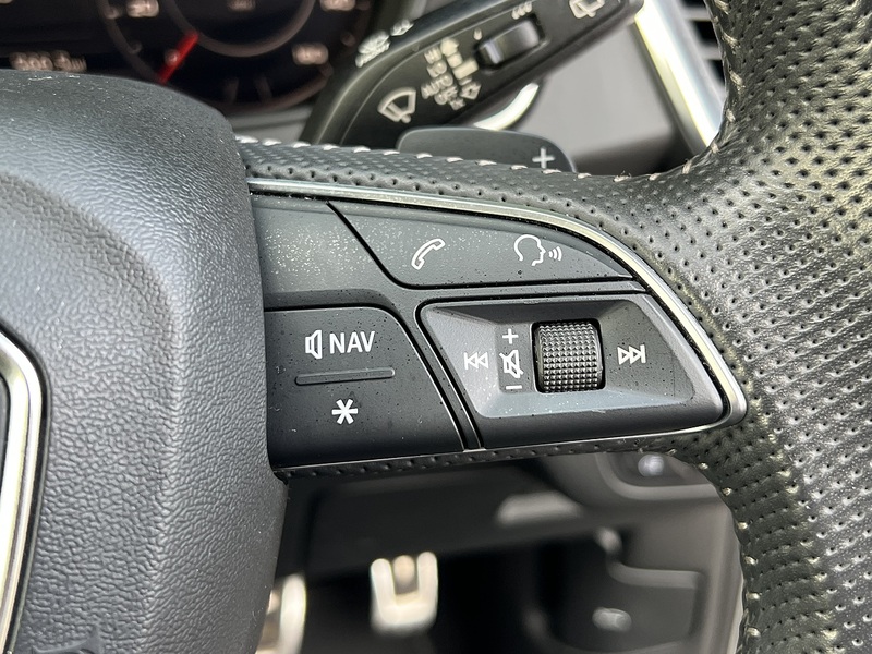 Audi Q5 TDI Black Edition - U12744