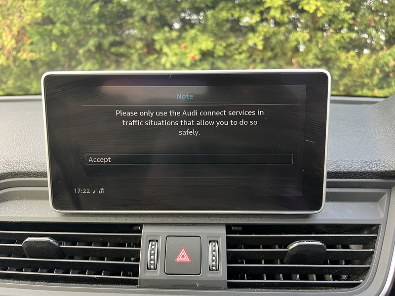 Audi Q5 TDI Black Edition - U12744