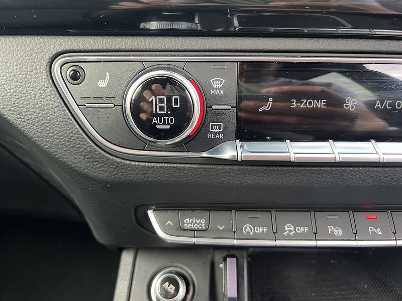 Audi Q5 TDI Black Edition - U12744