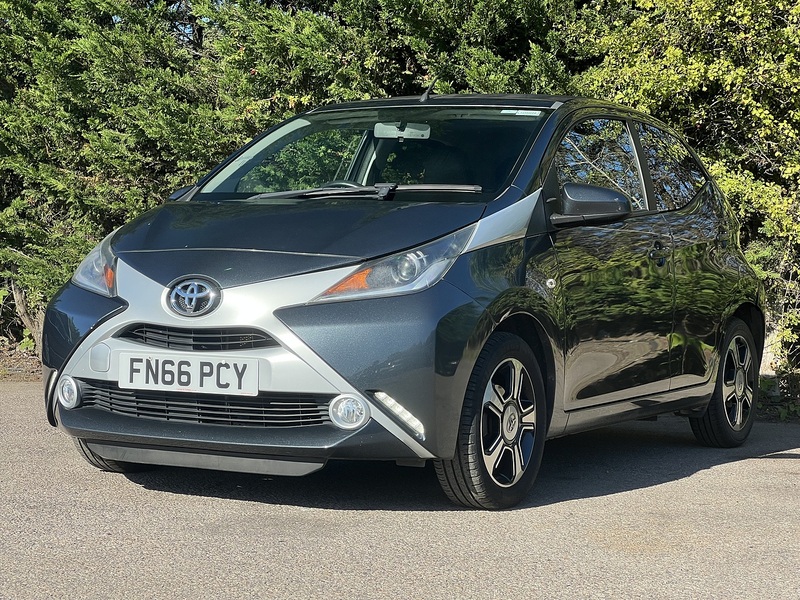 Toyota AYGO VVT-i x-clusiv 2 - U12759
